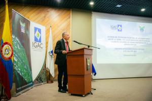 IGAC entrega estudio de seis complejos de páramos a la CAR Cundinamarca